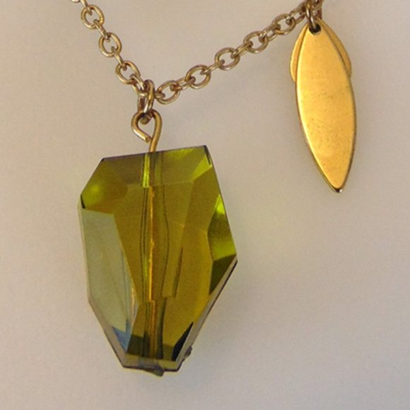 Banana Republic Gold Colored Chain with Green Pendant - Picture 2 of 2